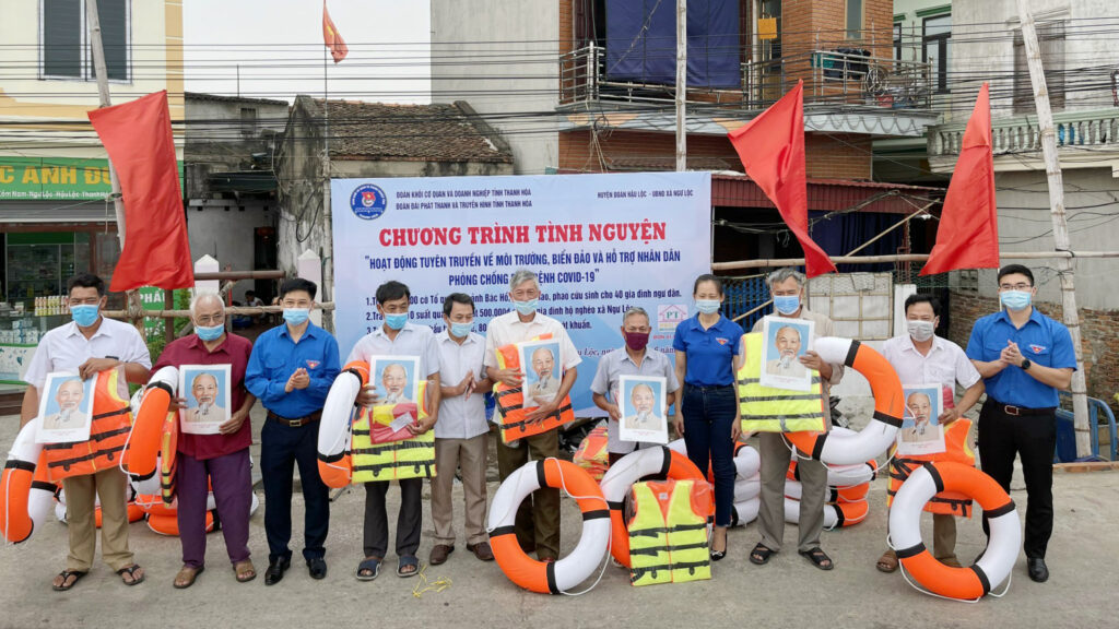 11. Đoàn TN Đài tham gia Chương trình “Hoạt động tuyên truyền về môi trường, biển đảo và hỗ trợ ND phòng chống dịch bệnh Covid-19” năm 2021