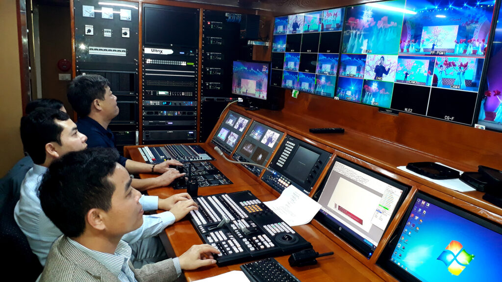 11. Thực hiện THTT đêm giao thừa tại Quảng trường Lam Sơn