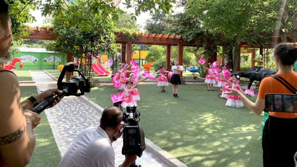 14. Hậu trường sản xuất chương trình Thiếu nhi