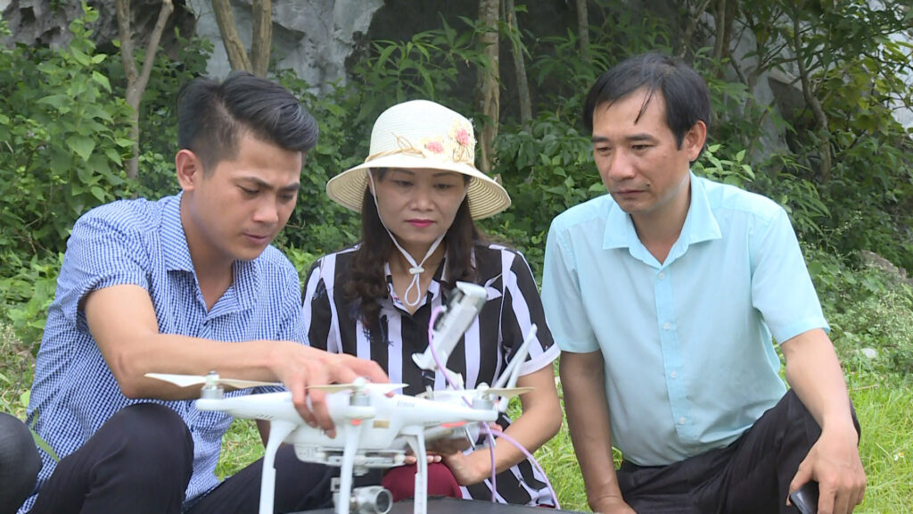 15. Điều khiển máy quay flycam