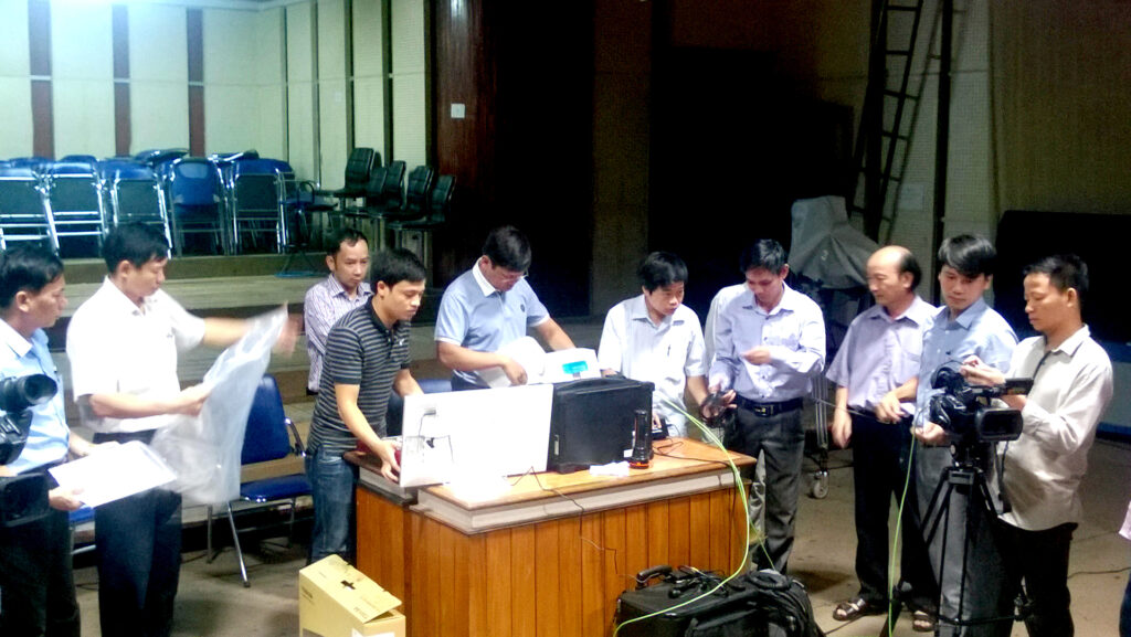 2. Chuyển giao bộ ghi hình mini 1-Beyond (ảnh 2)