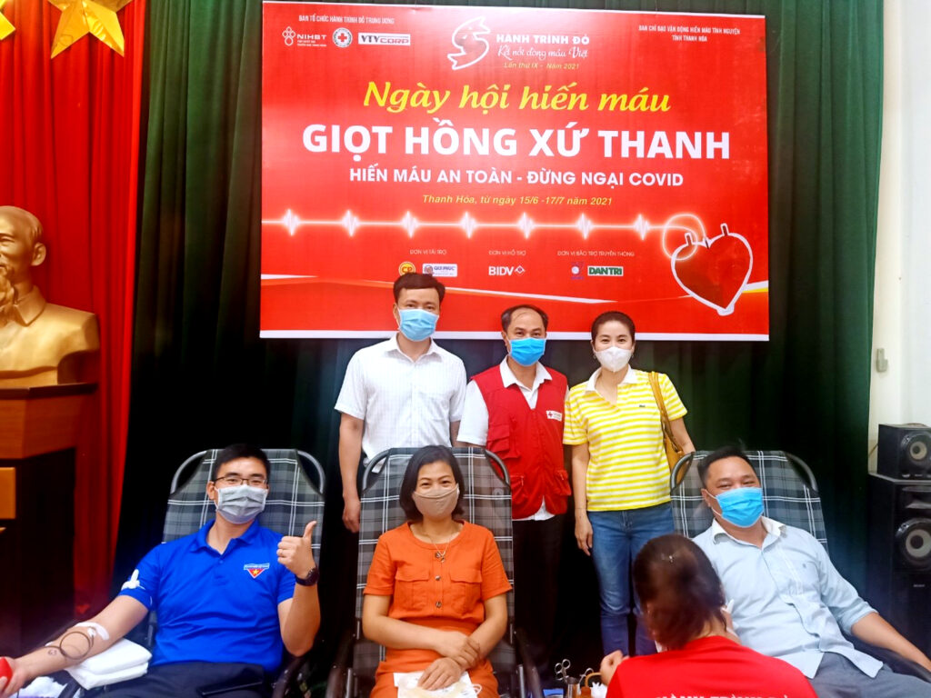 3.Đoàn viên Công đoàn Đài nhiệt tình tham gia các đợt Hiến máu tình nguyện