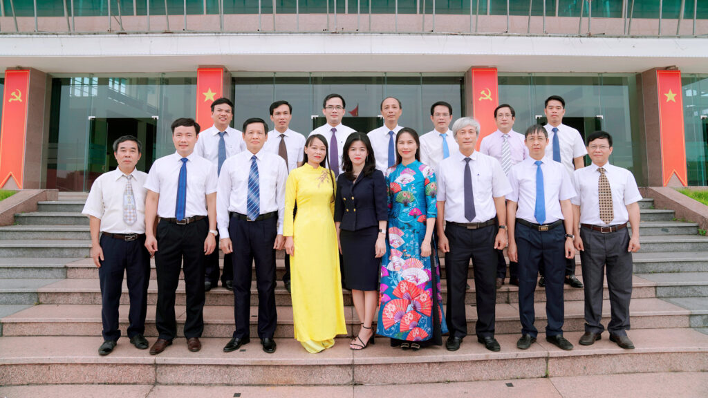 4352246ea79f51c1088e-1