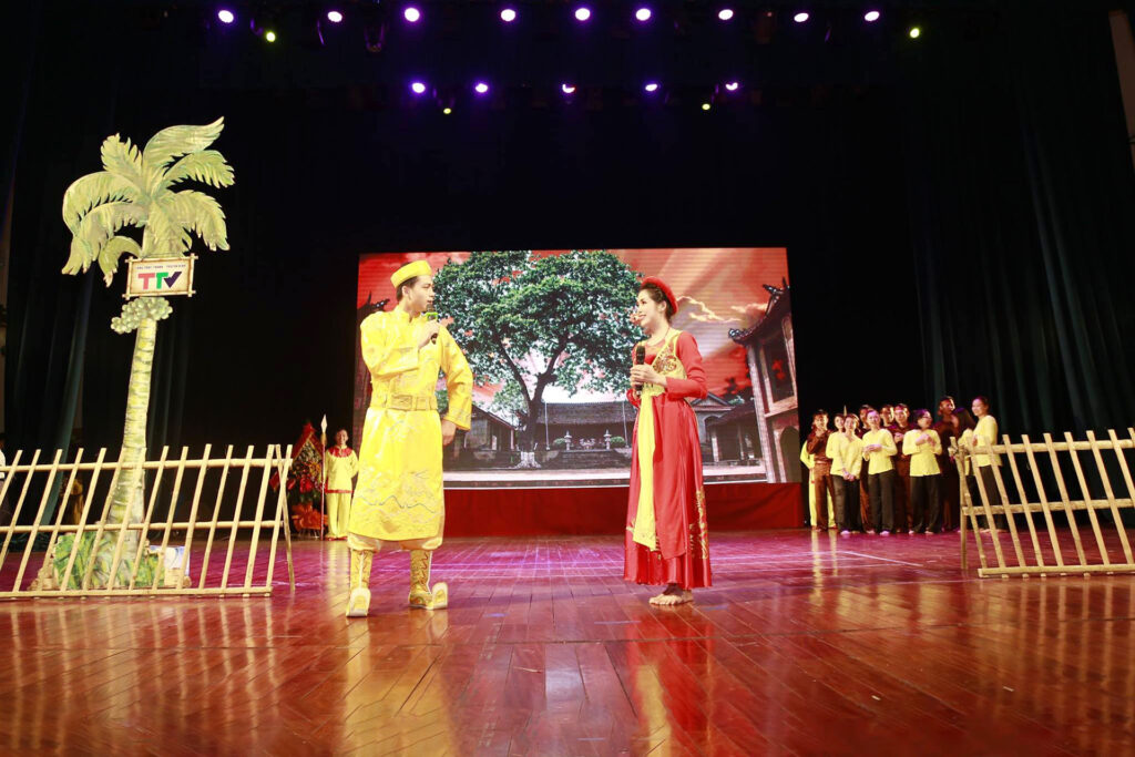 5. Đoàn viên Đoàn Đài tham gia và giành giải nhất cuộc thi Nữ cán bộ Đoàn, đoàn viên tài năng, duyên dáng, năm 2018