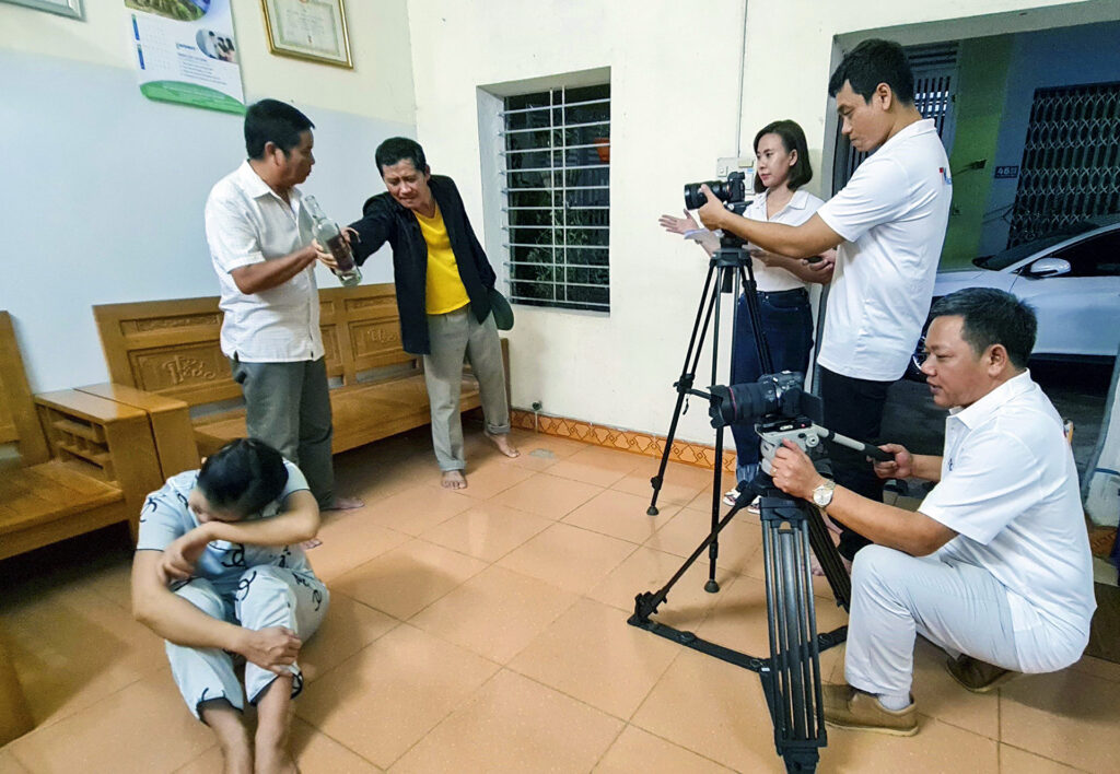 8. Ekip thực hiện sản xuất chương trình