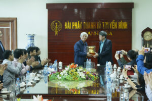 2.Đồng chí Vũ Hải - Phó tổng Giám đốc Đài Tiếng nói Việt Nam thăm Đài PTTH Thanh Hoá – 2019